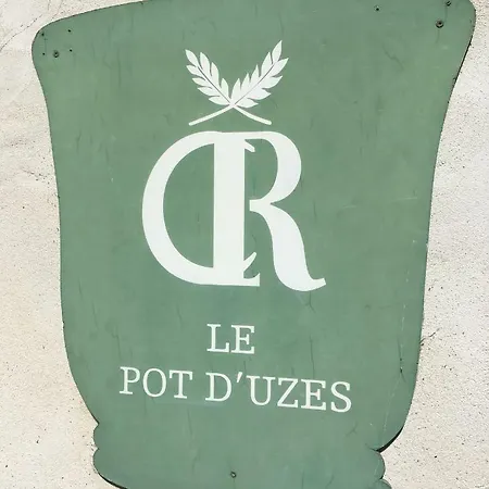 Couette-café Nid D'artiste Saint-Quentin-la-Poterie